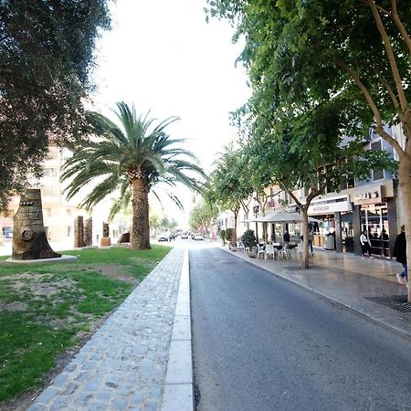 Ferienwohnung Lujoso Y Espacioso Piso En El Corazon De Alicante Con Hidromasaje Exterior foto
