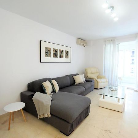 Ferienwohnung Lujoso Y Espacioso Piso En El Corazon De Alicante Con Hidromasaje Exterior foto