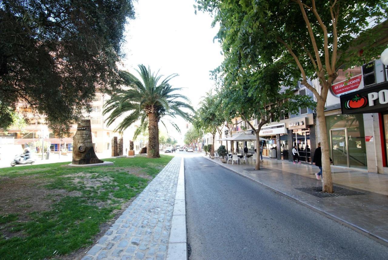 Ferienwohnung Lujoso Y Espacioso Piso En El Corazon De Alicante Con Hidromasaje Exterior foto
