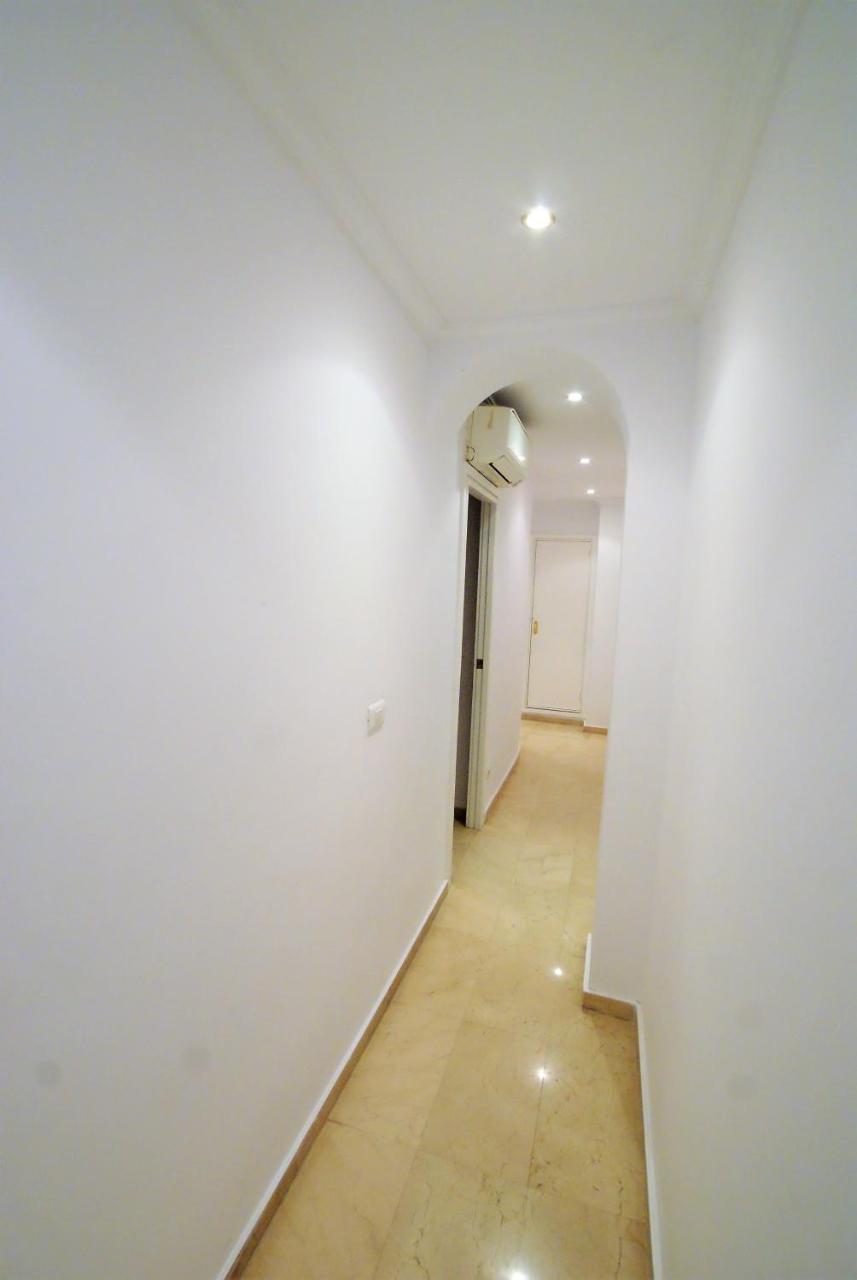 Ferienwohnung Lujoso Y Espacioso Piso En El Corazon De Alicante Con Hidromasaje Exterior foto