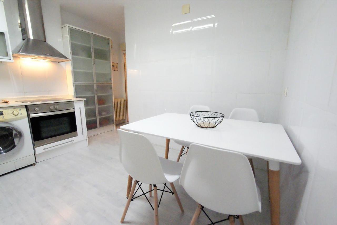 Ferienwohnung Lujoso Y Espacioso Piso En El Corazon De Alicante Con Hidromasaje Exterior foto