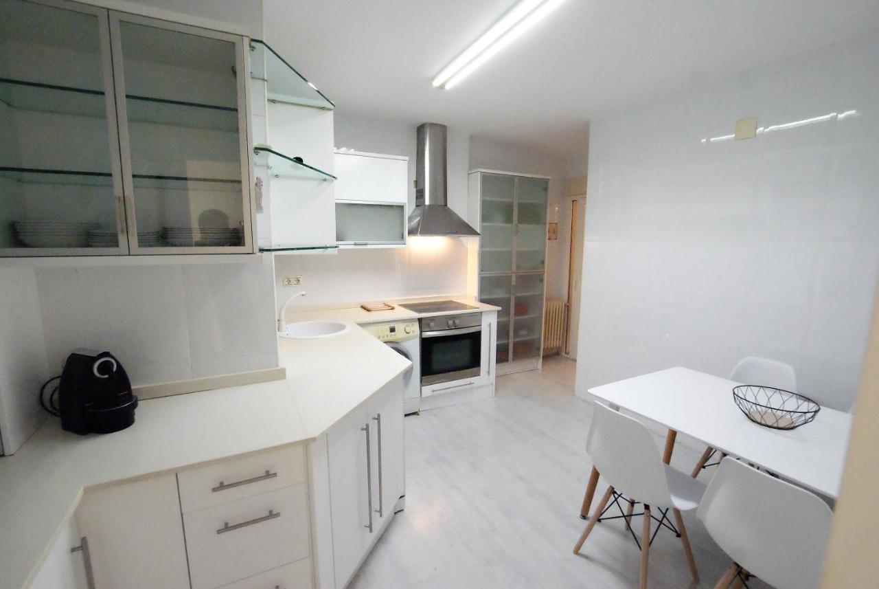 Ferienwohnung Lujoso Y Espacioso Piso En El Corazon De Alicante Con Hidromasaje Exterior foto